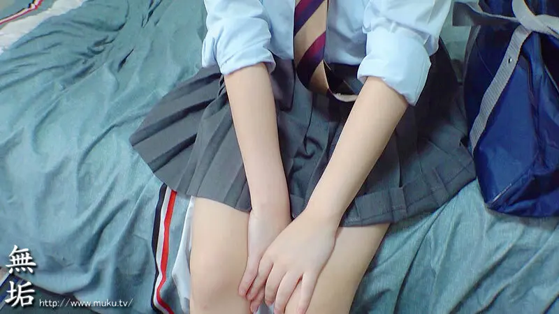 新境地!巨乳と制服美女の組み合わせ サンプル画像-2